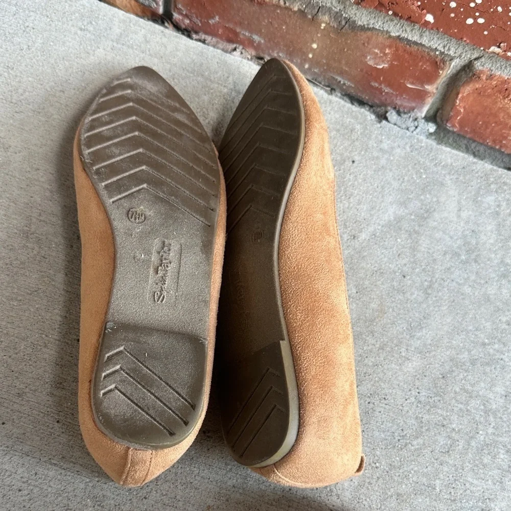 NWOT sophia taylor Tan Suede Women's Flats 7 1/2